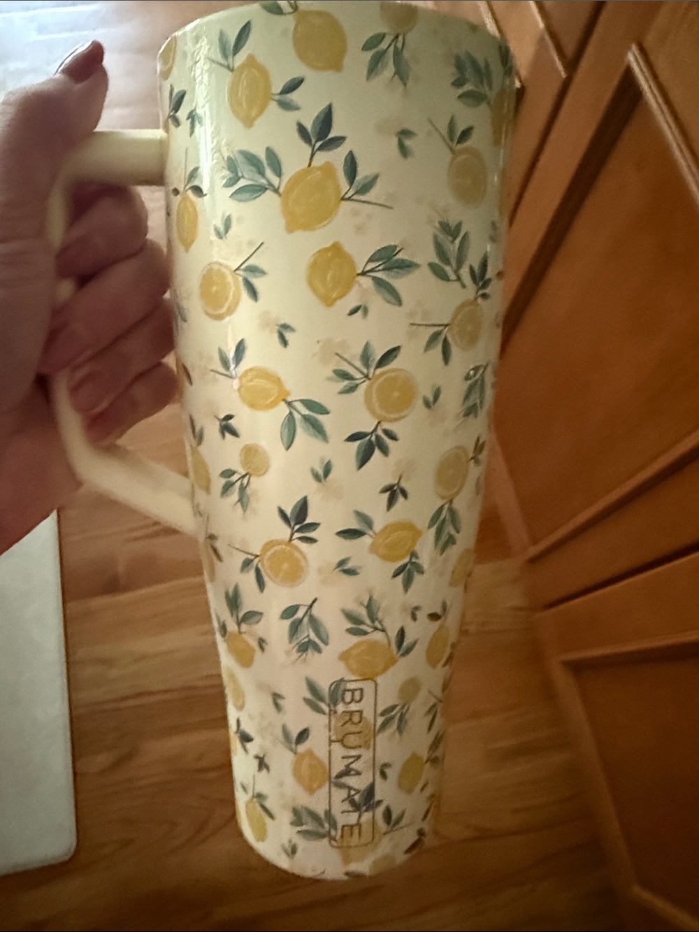 BRUMATE Ceramic Travel Mug with Lemon Pattern - Yellow on Cream